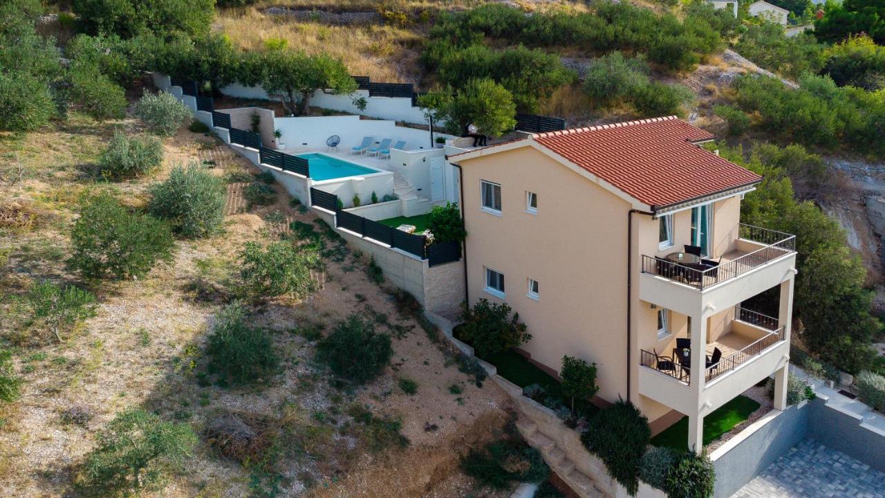 Villa Vruja بيساك المظهر الخارجي الصورة